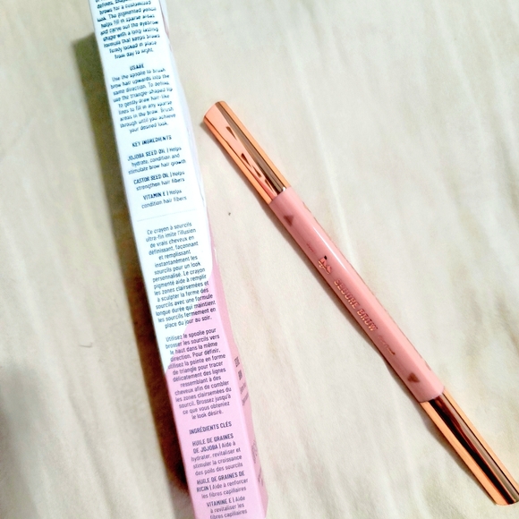 NEW! LYS BEAUTY Secure Brow Eyebrow Pencil in Taupe 0.08 g - Picture 7 of 11